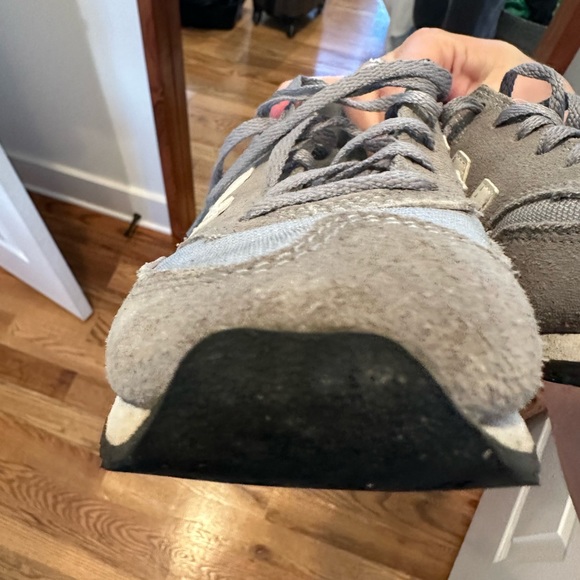 New Balance Sneakers - Picture 2 of 6